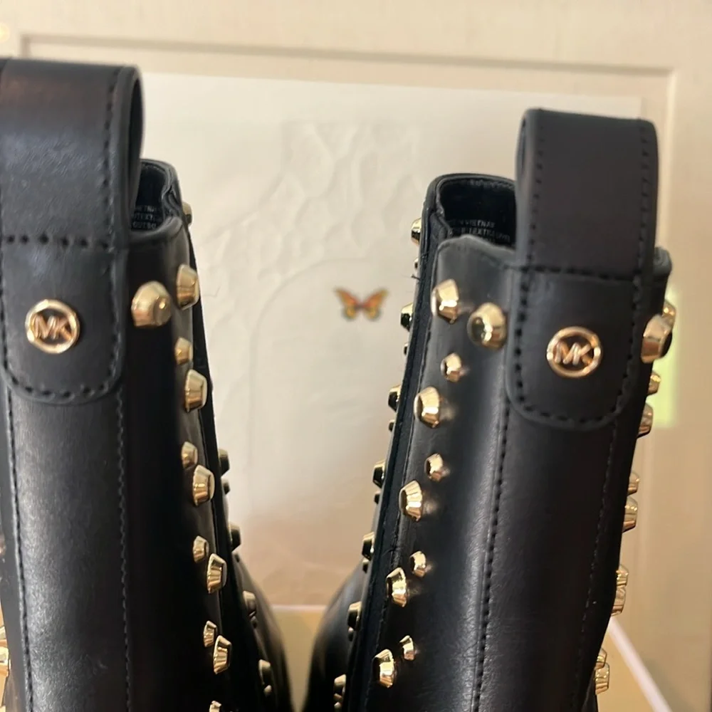 Michael Kors only almond
